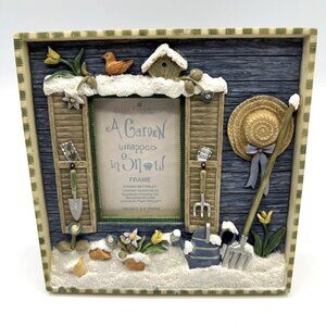 Papel Giftware Garden Wrapped in Snow Resin Picture Frame 2x3 Photo